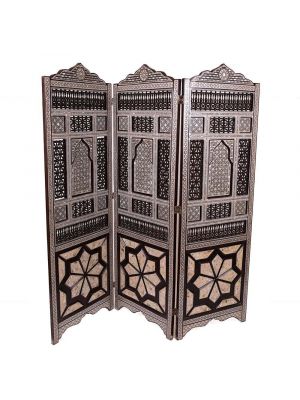 Unique handmade Egyptian three-fold Mashrabiyya (screen/privacy screen) inlaid with Mother of Pearl