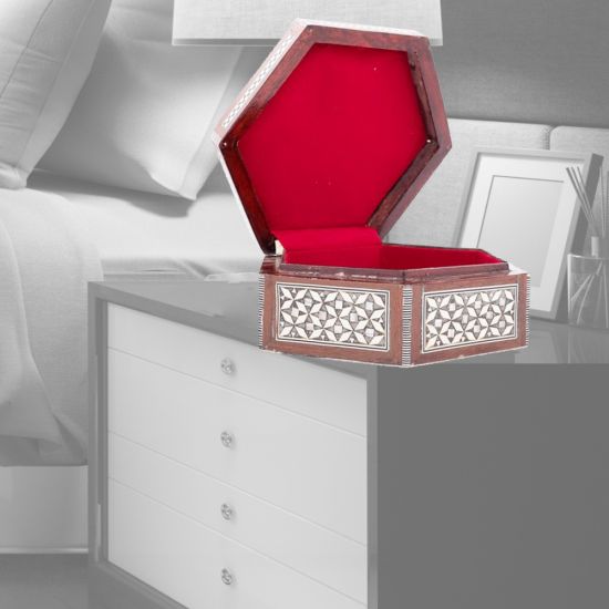 Jewelry Wooden hexagonal box, with Islamic arabesque inlaid with rare precious mother of pearl