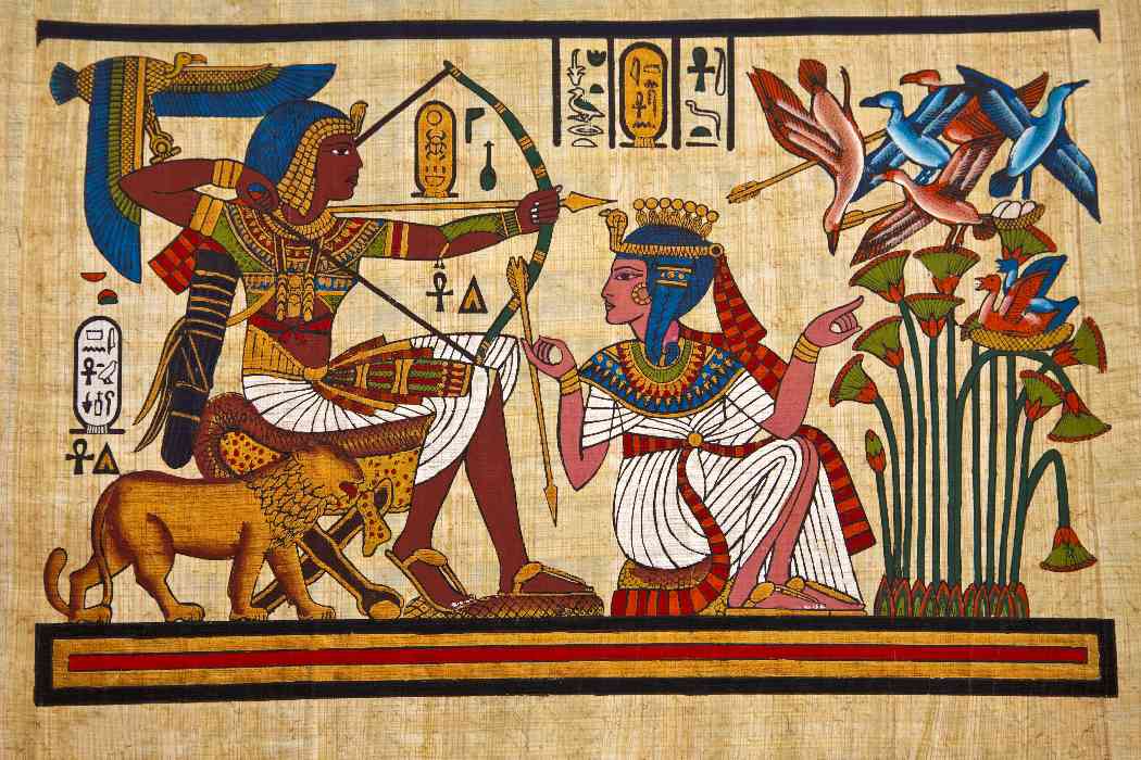 Egyptian Inlaid Pharaoh Papyrus Hand Painted Jewelry Box 5' Beautiful 